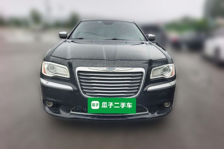Used Chrysler 300C 2014 3.0L Excellence Edition Front