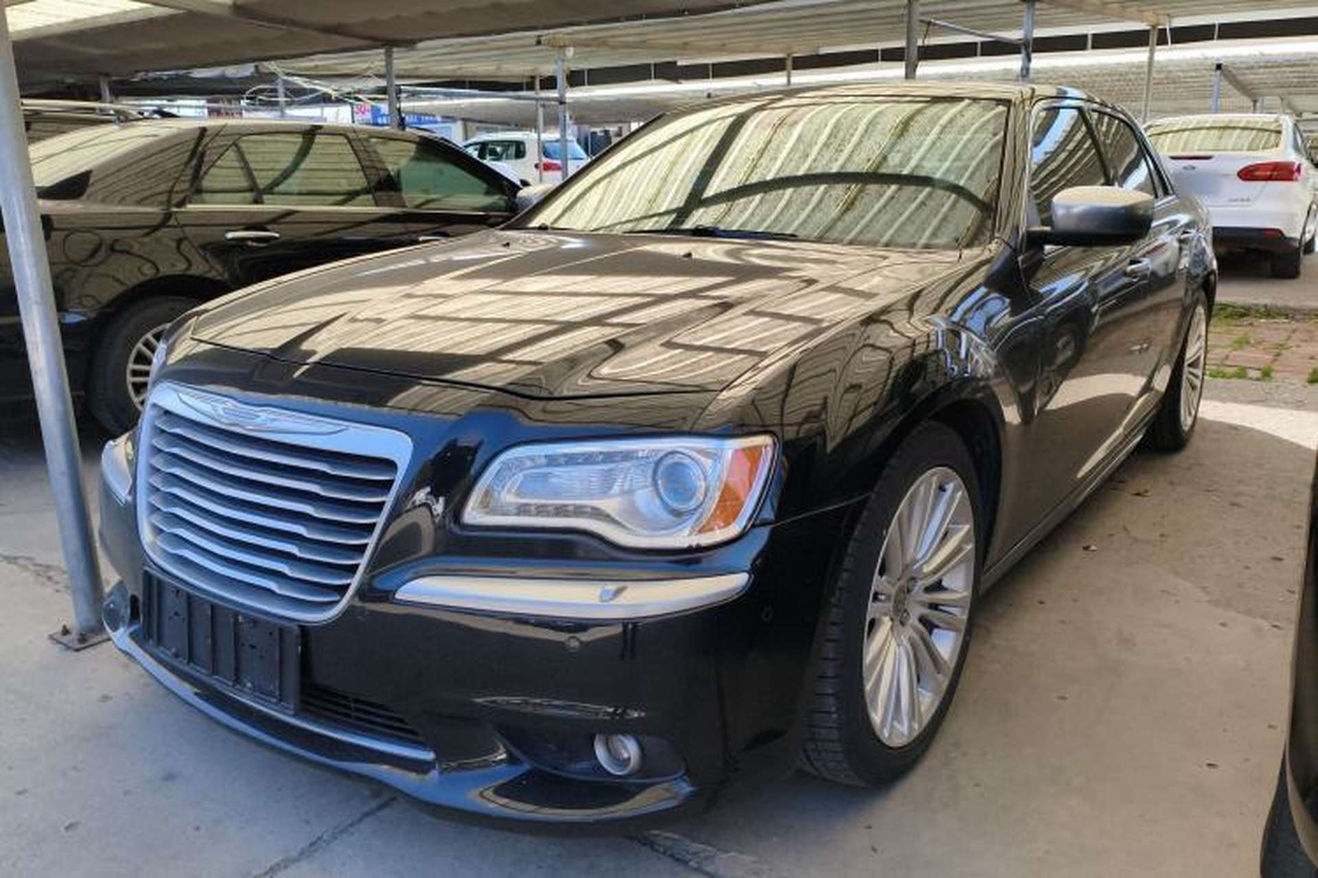 Used Chrysler 300C 2014 3.0L Excellence Edition Front Left 45 Deg