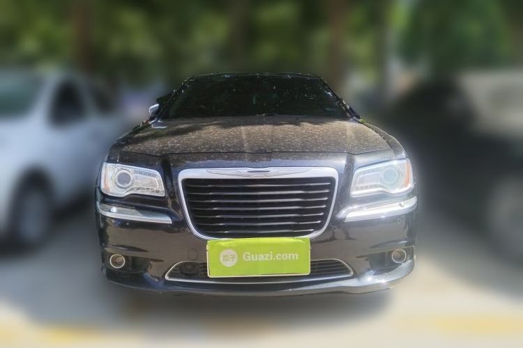 Used Chrysler 300C 2014 3.0L Excellence Edition Front