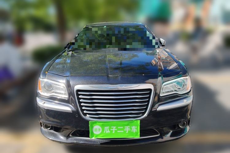 Used Chrysler 300C 2014 3.0L Excellence Edition Front