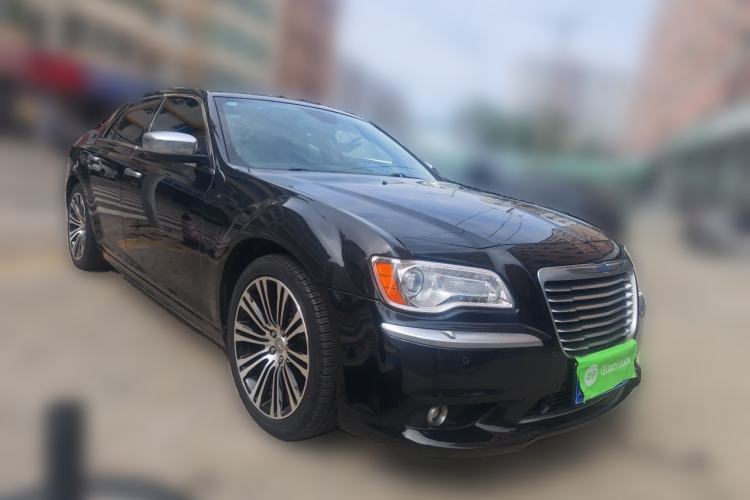 Used Chrysler 300C 2014 3.0L Excellence Edition Front Right 45 Deg