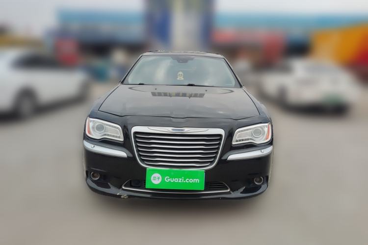 Used Chrysler 300C 2014 3.0L Excellence Edition Front