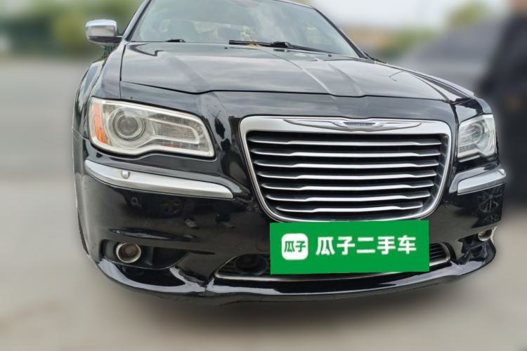 Used Chrysler 300C 2014 3.0L Excellence Edition Front
