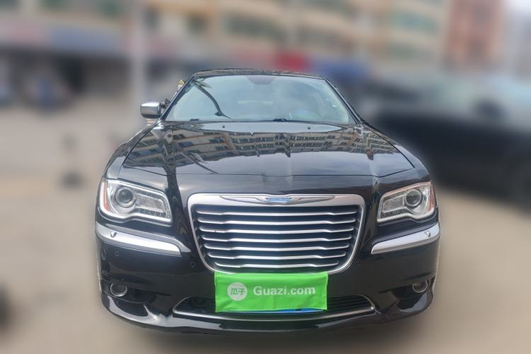 Used Chrysler 300C 2014 3.0L Excellence Edition Front