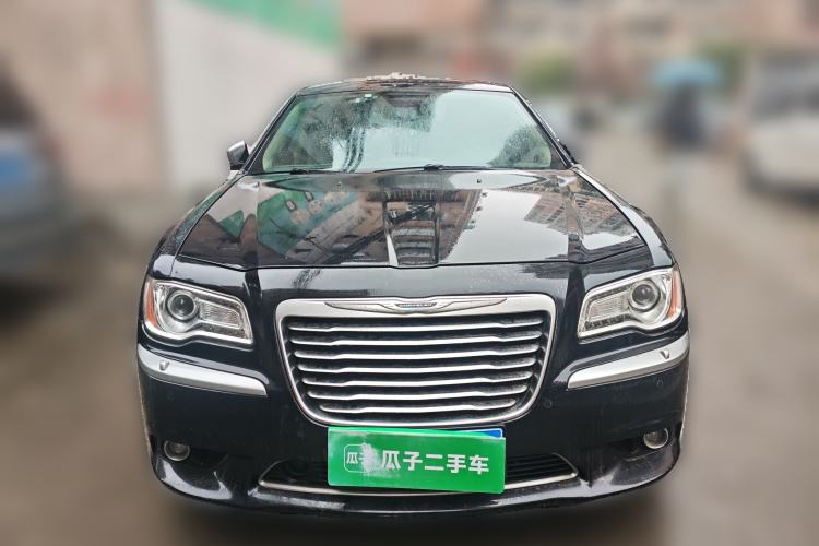 Used Chrysler 300C 2014 3.0L Excellence Edition Front