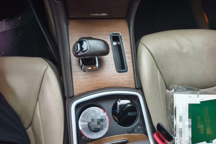 Used Chrysler 300C 2014 3.0L Excellence Edition Gear Lever