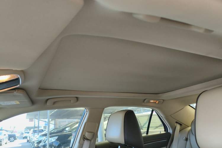 Used Chrysler 300C 2014 3.0L Excellence Edition Headliner