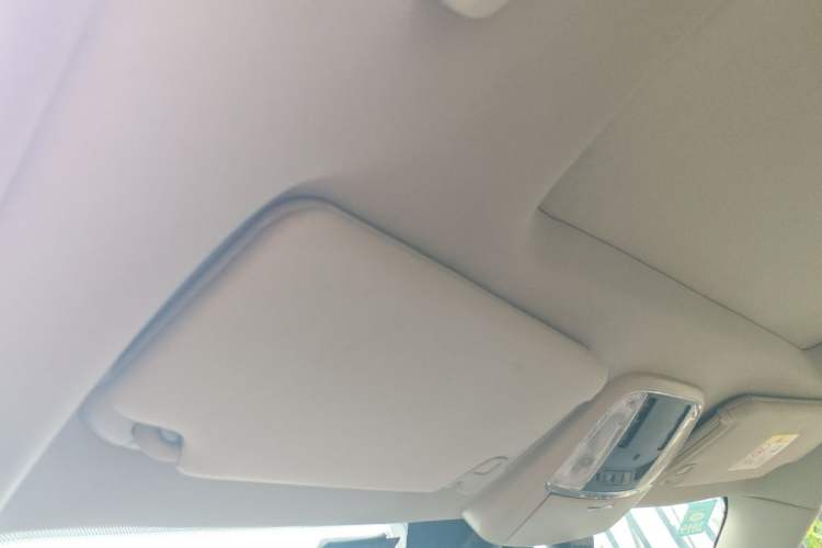 Used Chrysler 300C 2014 3.0L Excellence Edition Headliner