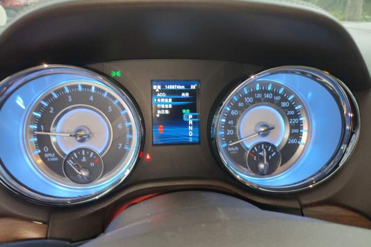 Used Chrysler 300C 2014 3.0L Excellence Edition Instrument Cluster