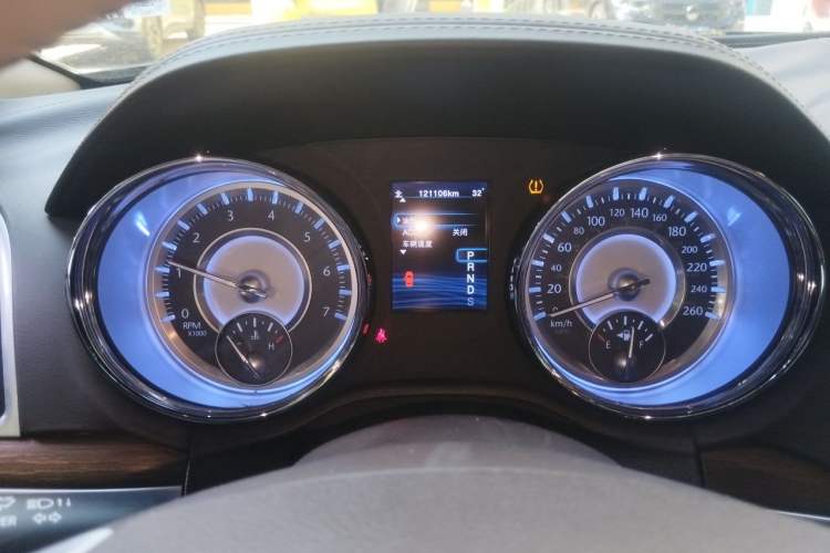 Used Chrysler 300C 2014 3.0L Excellence Edition Instrument Cluster