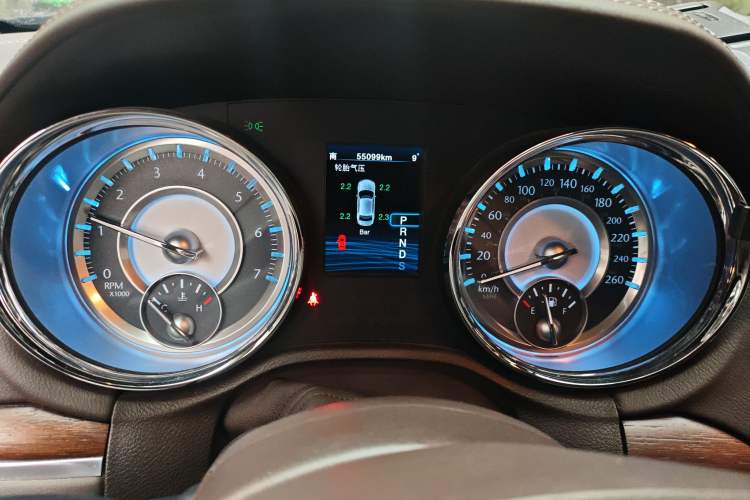 Used Chrysler 300C 2014 3.0L Excellence Edition Instrument Cluster