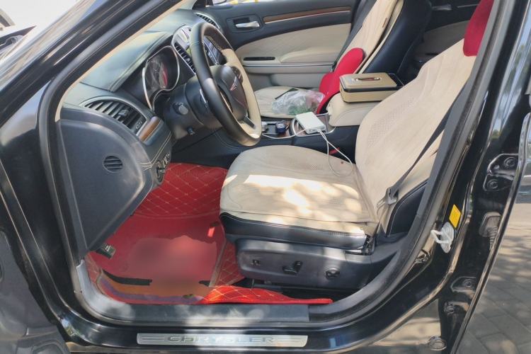 Used Chrysler 300C 2014 3.0L Excellence Edition Left Front Seat