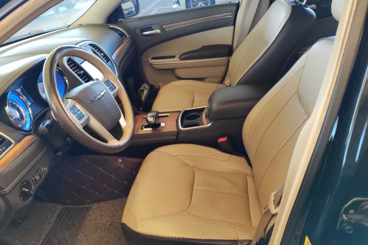Used Chrysler 300C 2014 3.0L Excellence Edition Left Front Seat