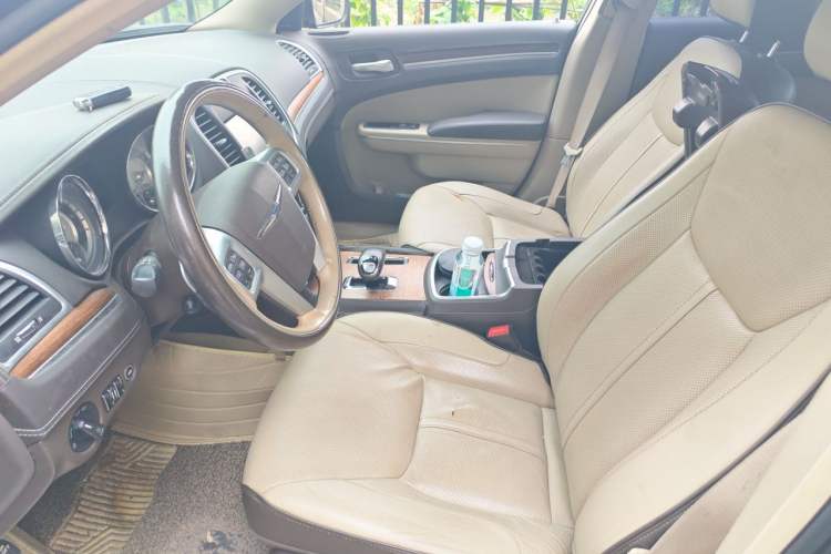 Used Chrysler 300C 2014 3.0L Excellence Edition Left Front Seat