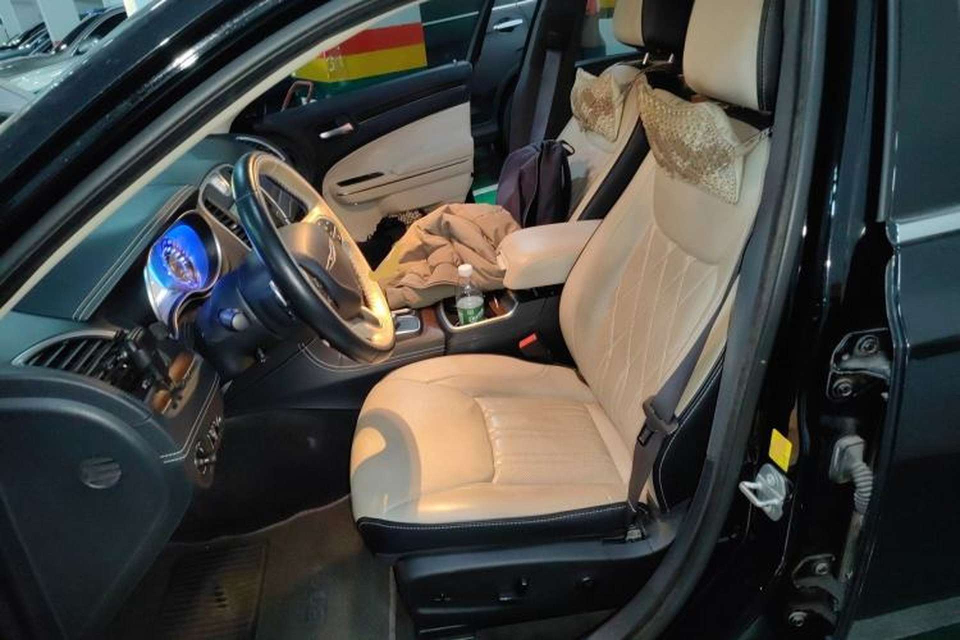 Used Chrysler 300C 2014 3.0L Excellence Edition Left Front Seat