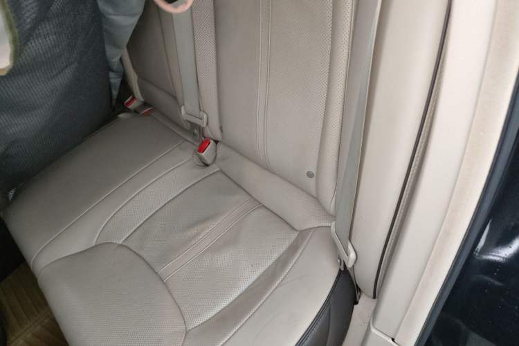 Used Chrysler 300C 2014 3.0L Excellence Edition Left Rear Seat