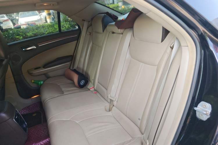 Used Chrysler 300C 2014 3.0L Excellence Edition Left Rear Seat