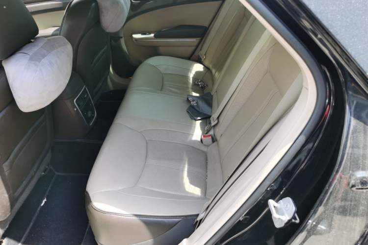 Used Chrysler 300C 2014 3.0L Excellence Edition Left Rear Seat