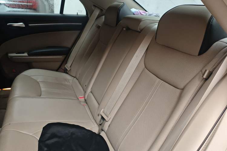 Used Chrysler 300C 2014 3.0L Excellence Edition Left Rear Seat
