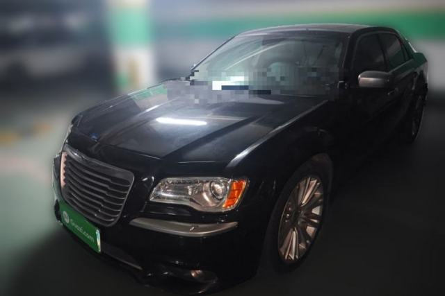Used Chrysler 300C 2014 3.0L Excellence Edition