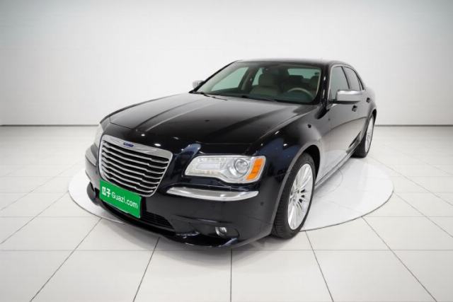 Used Chrysler 300C 2014 3.0L Excellence Edition