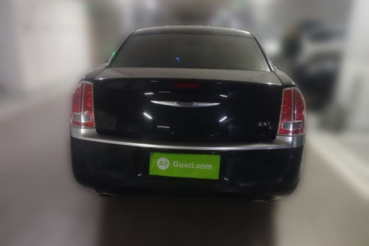 Used Chrysler 300C 2014 3.0L Excellence Edition Rear