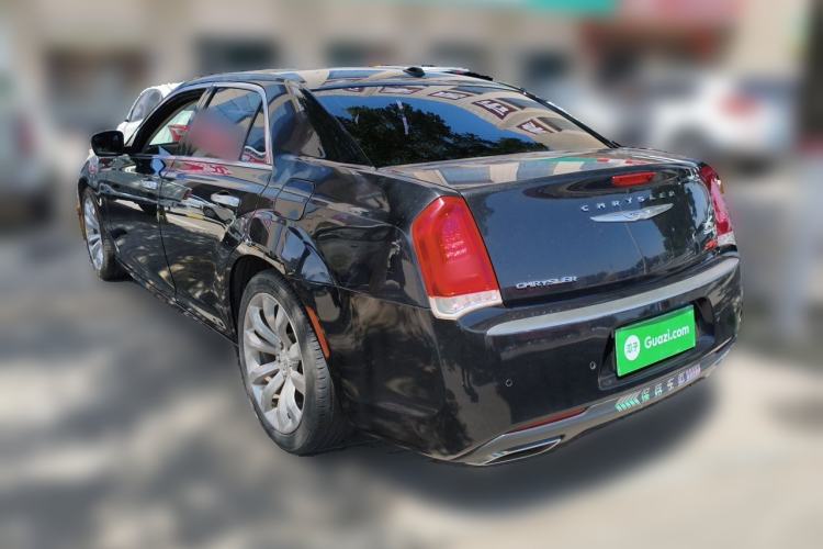 Used Chrysler 300C 2014 3.0L Excellence Edition Rear Left 45 Deg