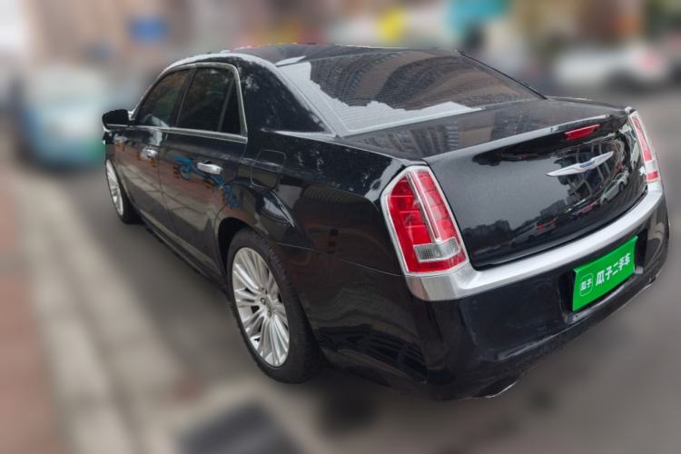 Used Chrysler 300C 2014 3.0L Excellence Edition Rear Left 45 Deg