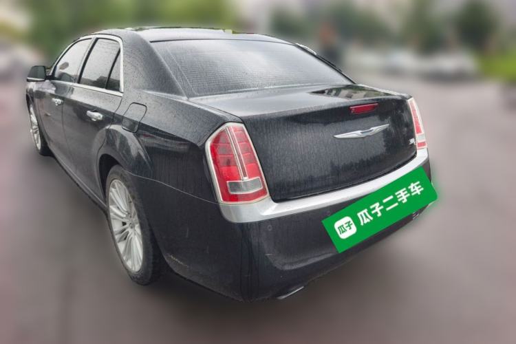 Used Chrysler 300C 2014 3.0L Excellence Edition Rear Left 45 Deg