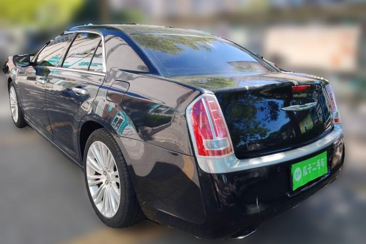 Used Chrysler 300C 2014 3.0L Excellence Edition Rear Left 45 Deg