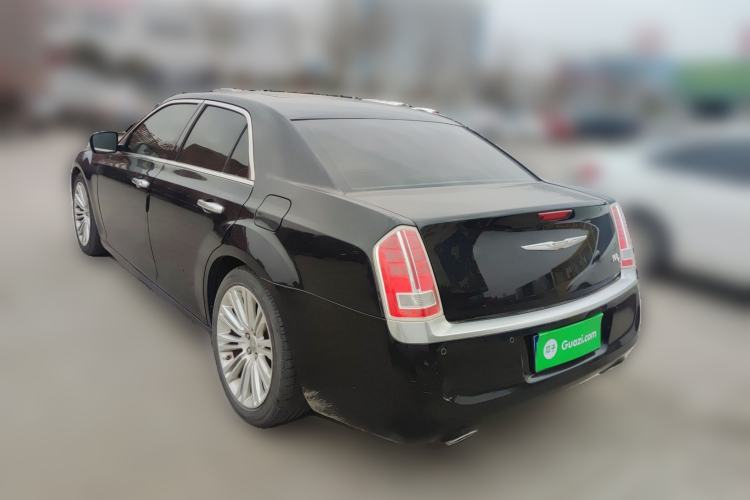 Used Chrysler 300C 2014 3.0L Excellence Edition Rear Left 45 Deg