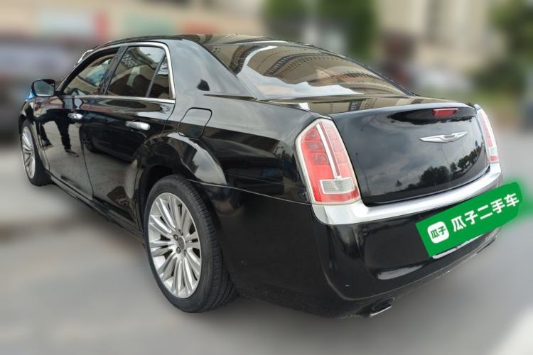 Used Chrysler 300C 2014 3.0L Excellence Edition Rear Left 45 Deg