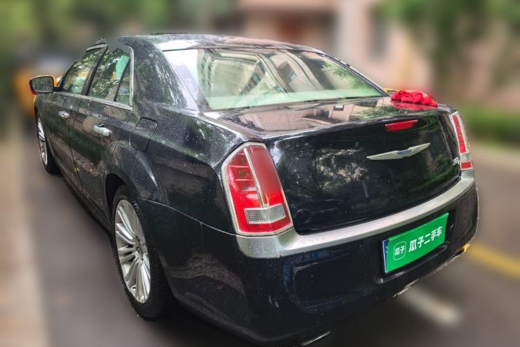 Used Chrysler 300C 2014 3.0L Excellence Edition Rear Left 45 Deg