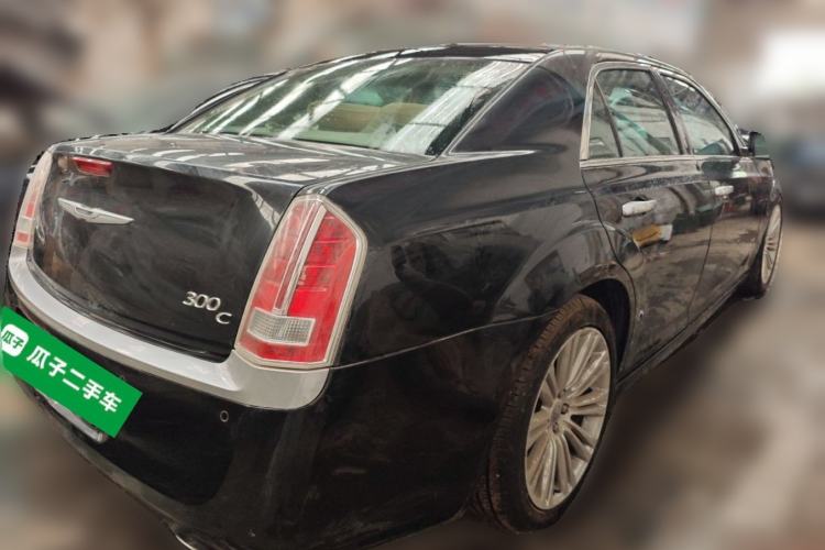Used Chrysler 300C 2014 3.0L Excellence Edition Rear Right 45 Deg