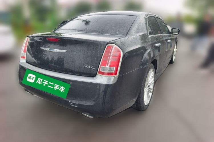 Used Chrysler 300C 2014 3.0L Excellence Edition Rear Right 45 Deg