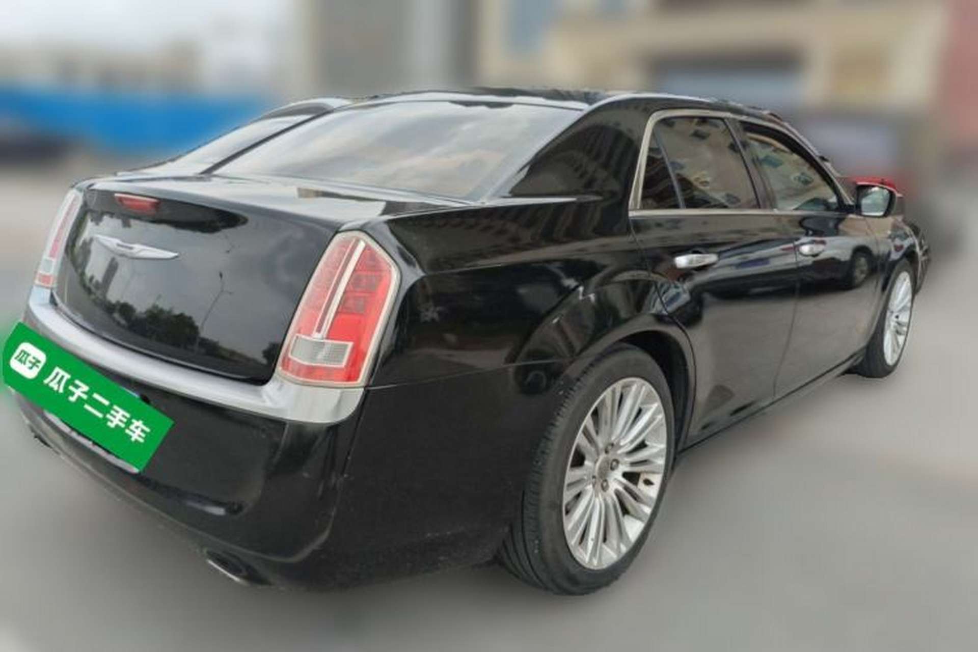 Used Chrysler 300C 2014 3.0L Excellence Edition Rear Right 45 Deg