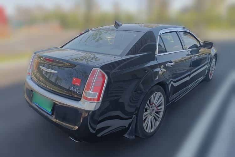 Used Chrysler 300C 2014 3.0L Excellence Edition Rear Right 45 Deg