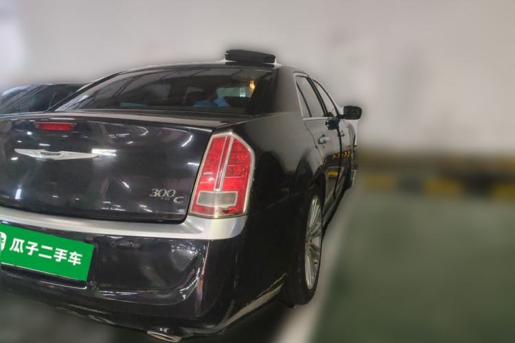Used Chrysler 300C 2014 3.0L Excellence Edition Rear Right 45 Deg