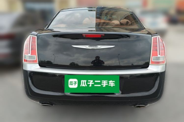 Used Chrysler 300C 2014 3.0L Excellence Edition Rear