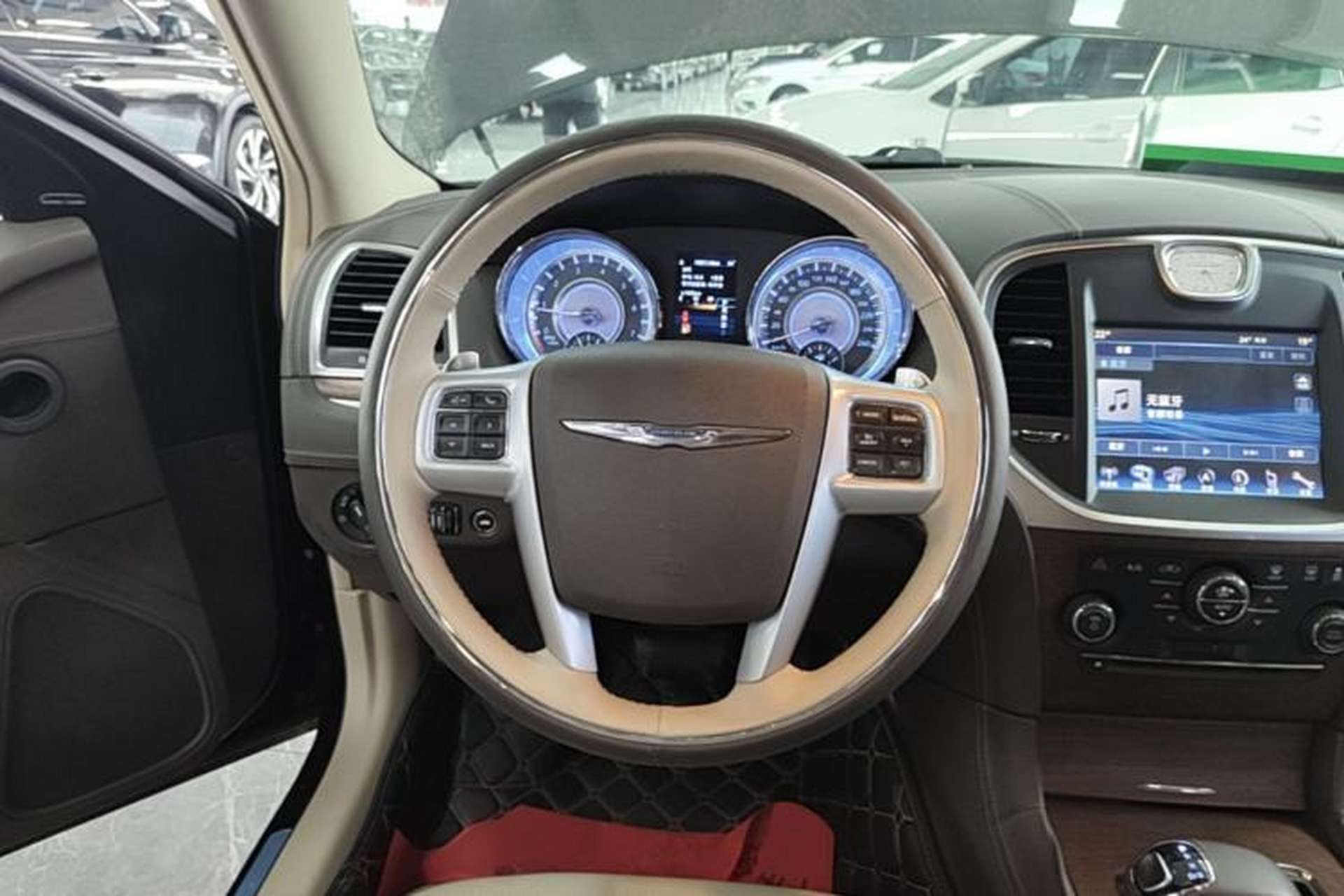 Used Chrysler 300C 2014 3.0L Excellence Edition Steering Wheel