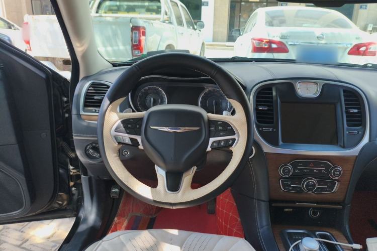Used Chrysler 300C 2014 3.0L Excellence Edition Steering Wheel