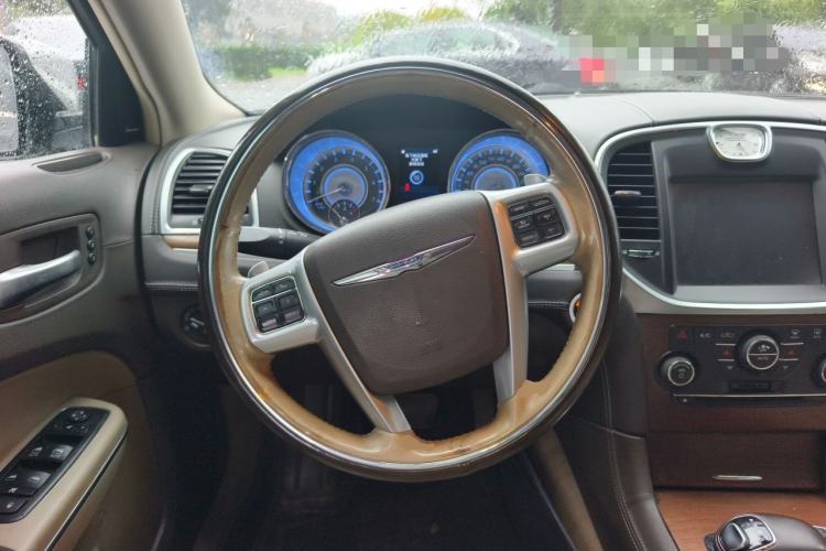 Used Chrysler 300C 2014 3.0L Excellence Edition Steering Wheel