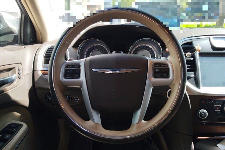 Used Chrysler 300C 2014 3.0L Excellence Edition Steering Wheel