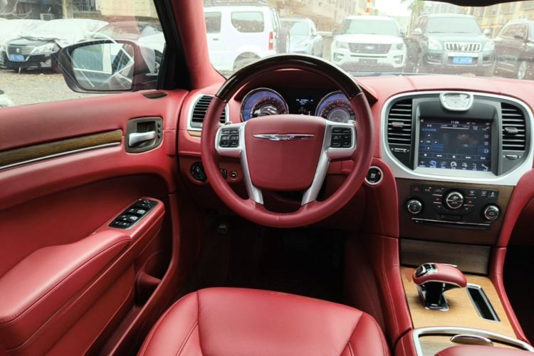Used Chrysler 300C 2014 3.0L Excellence Edition Steering Wheel