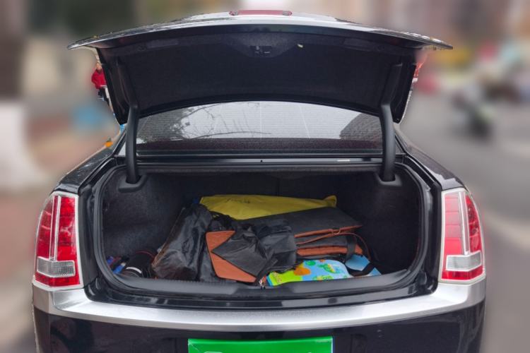 Used Chrysler 300C 2014 3.0L Excellence Edition Trunk