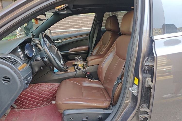 Used Chrysler 300C 2014 3.0L Excellence Edition Left Front Seat
