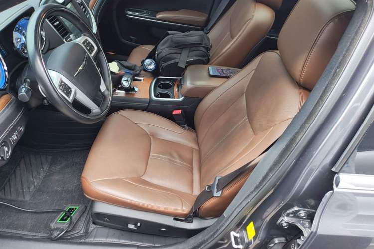 Used Chrysler 300C 2014 3.0L Excellence Edition Left Front Seat