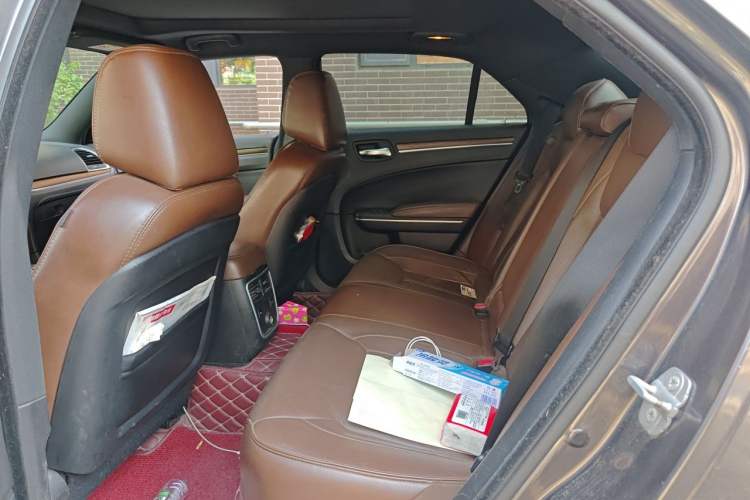 Used Chrysler 300C 2014 3.0L Excellence Edition Left Rear Seat