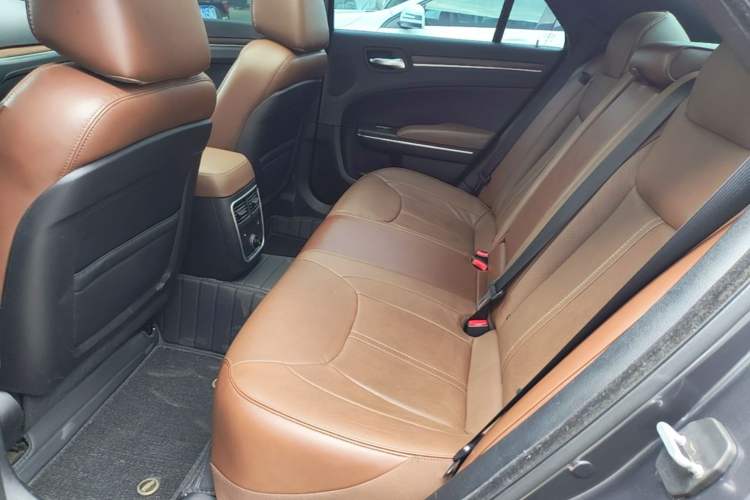 Used Chrysler 300C 2014 3.0L Excellence Edition Left Rear Seat