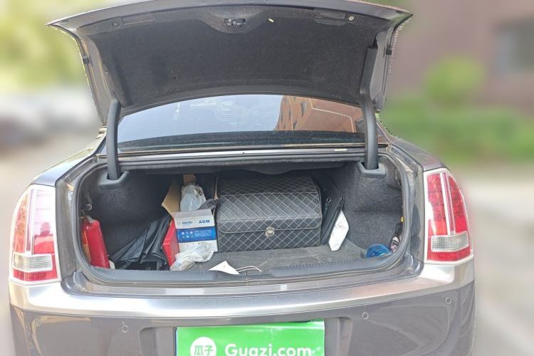 Used Chrysler 300C 2014 3.0L Excellence Edition Trunk
